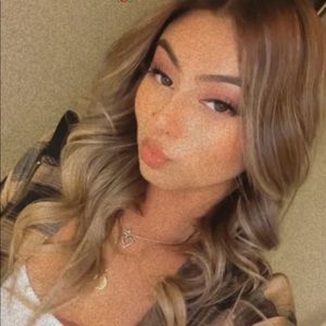 Meet your Posher, Ariana